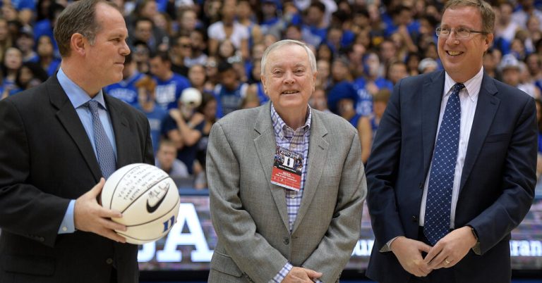 Mike Patrick, Voice of Sunday Night N.F.L. Games on ESPN, Dies at 80