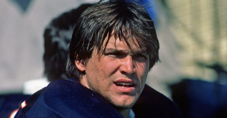 Steve McMichael, Hall of Fame Tackle for Champion Bears, Dies at 67