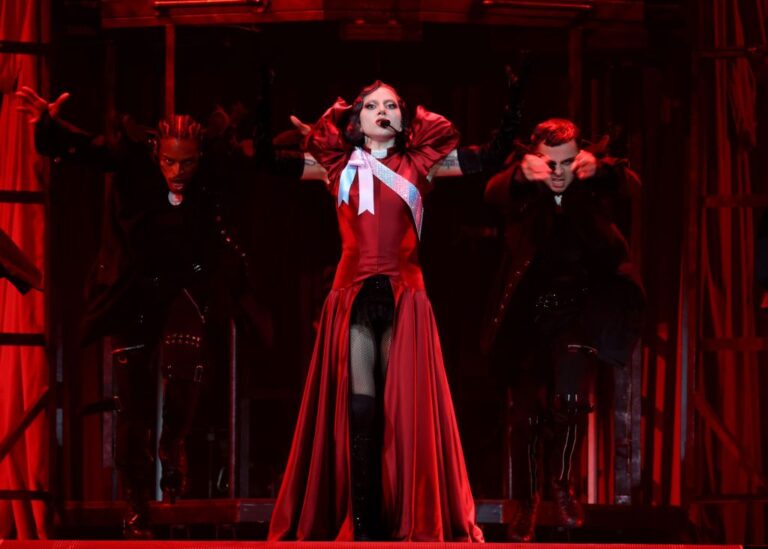 Lady Gaga Sets Return To MTV VMAs Stage, Joining Star-Studded Lineup Lady Gaga Sets Return To MTV VMAs Stage, Joining Star-Studded Lineup