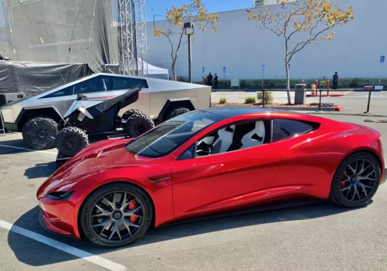 Tired of waiting 7.5 years, Sam Altman tries – and fails – to cancel his Tesla Roadster and get his $50,000 back Tired of waiting 7.5 years, Sam Altman tries – and fails – to cancel his Tesla Roadster and get his $50,000 back