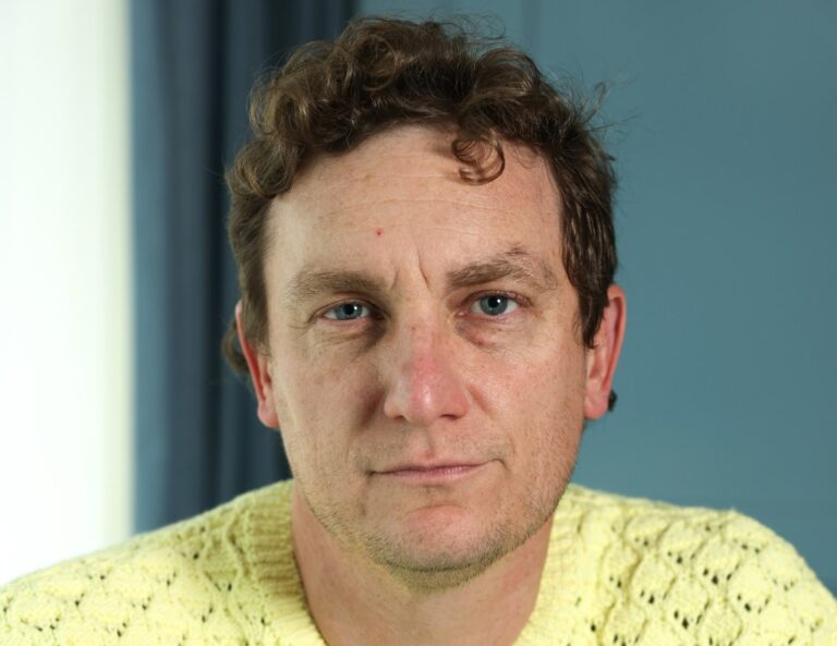 2AM’s Kevin Rowe Joins Entertainment 360 2AM's Kevin Rowe Joins Entertainment 360