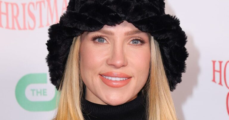 Sharna Burgess on Dancing With the Stars’ Alleged Toxicity Sharna Burgess on Dancing With the Stars' Alleged Toxicity